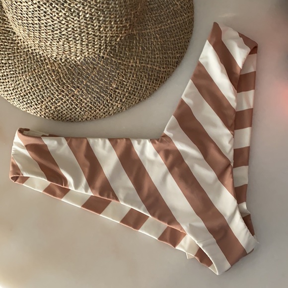 Billabong Other - ❤️… Billabong Stripe Bikini Bottom